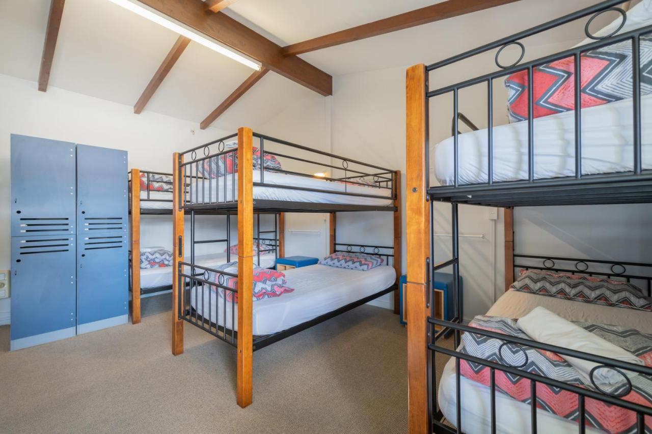 Te Anau Central Backpackers Extérieur photo